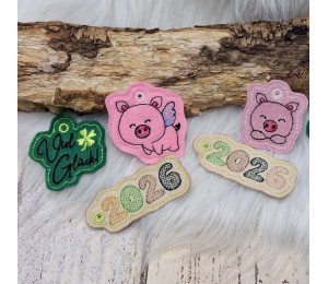 ADVENTSKALENDER 25. Dezember: Stickserie ITH - Anhänger Jahreswechsel Schwein